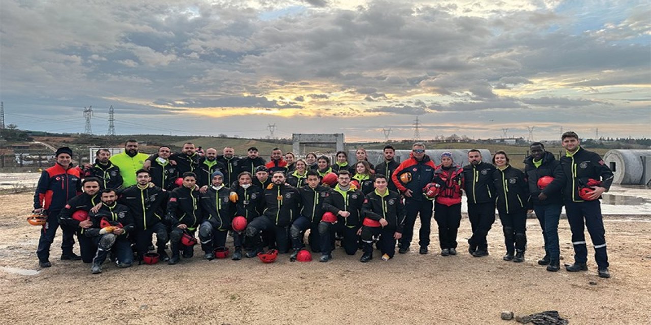 Beykoz Üniversitesi Arama Kurtarma Ekibi Akreditasyon Sınavında Başarılı Oldu