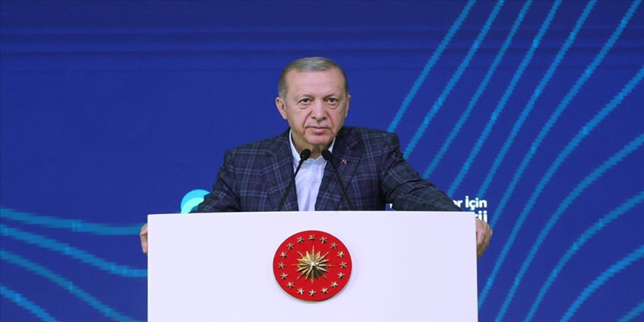 Cumhurbaşkanı Erdoğan: Elektrikli araçlarla birlikte şarj ve bataryada Avrupa'nın üretim üssü olmayı hedefledik