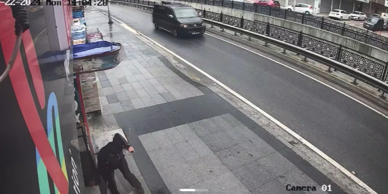 (Geniş Haber)-esenyurt'ta 10 Kişiyi Bıçaklayan Saldırgan Yakalandı