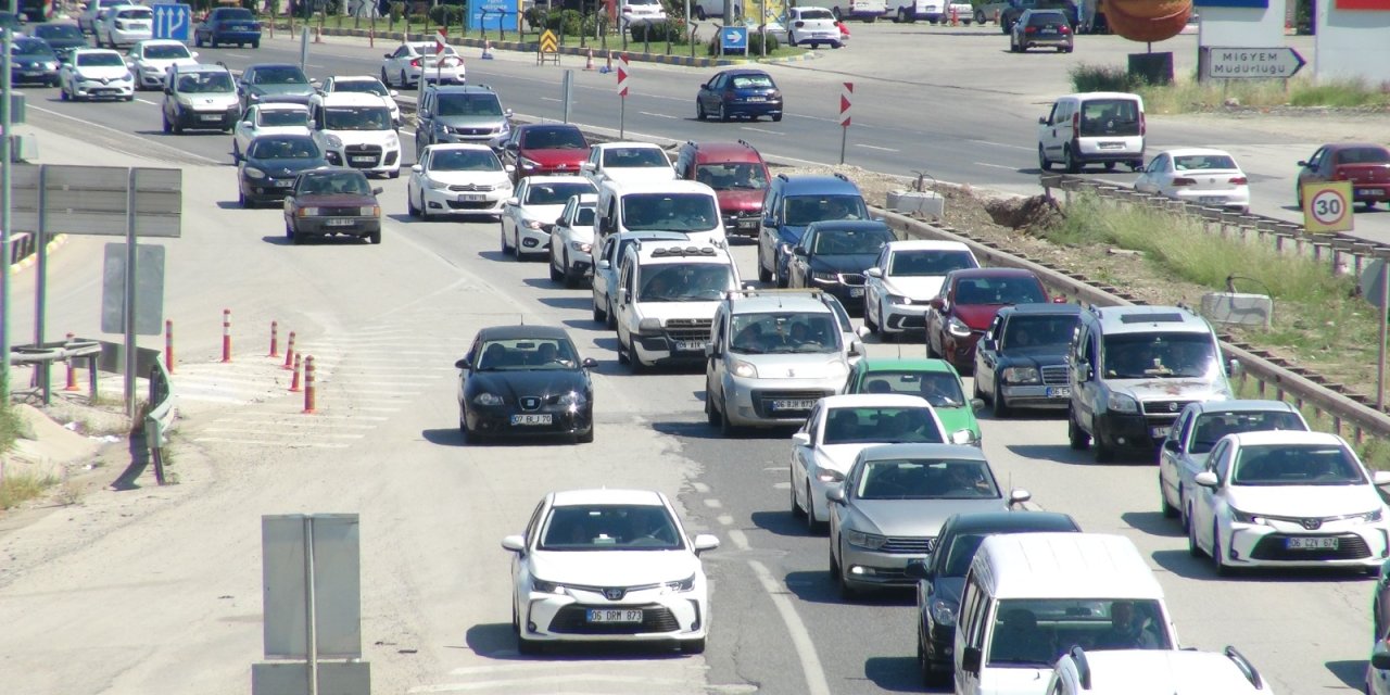 2023'te Trafikteki Taşıt Sayısı 2 Milyon 258 Bin Arttı