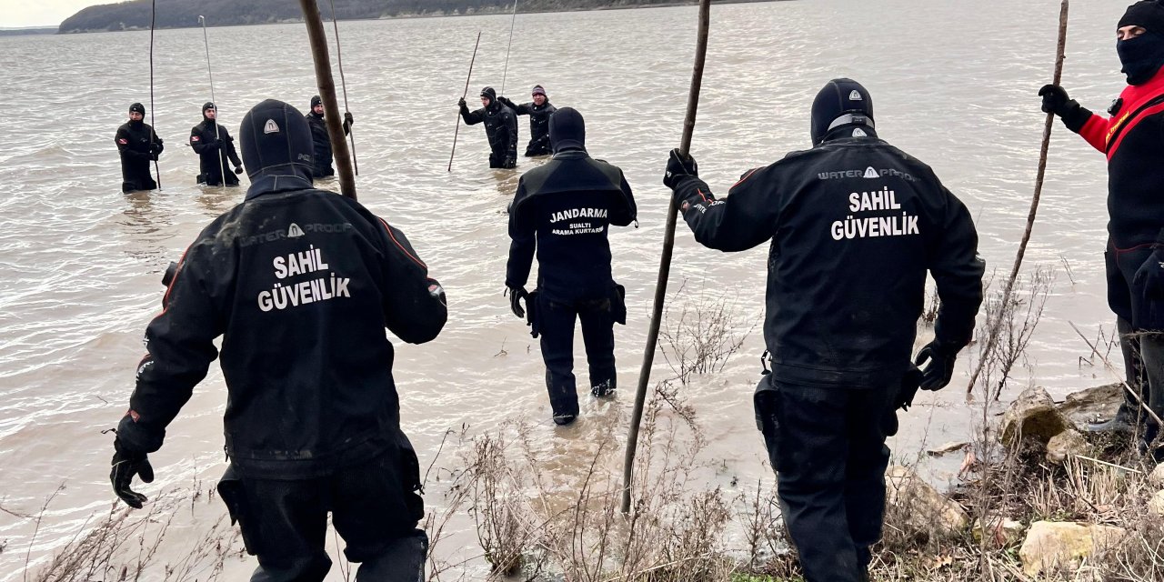 Çatalca'da Tekne Alabora Oldu: 1 Kişi Kayıp