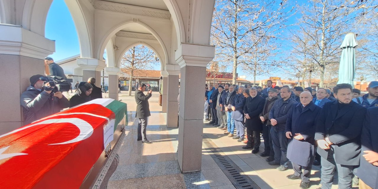 Gazzeli Kanser Hastası, Ankara'da Son Yolculuğuna Uğurlandı