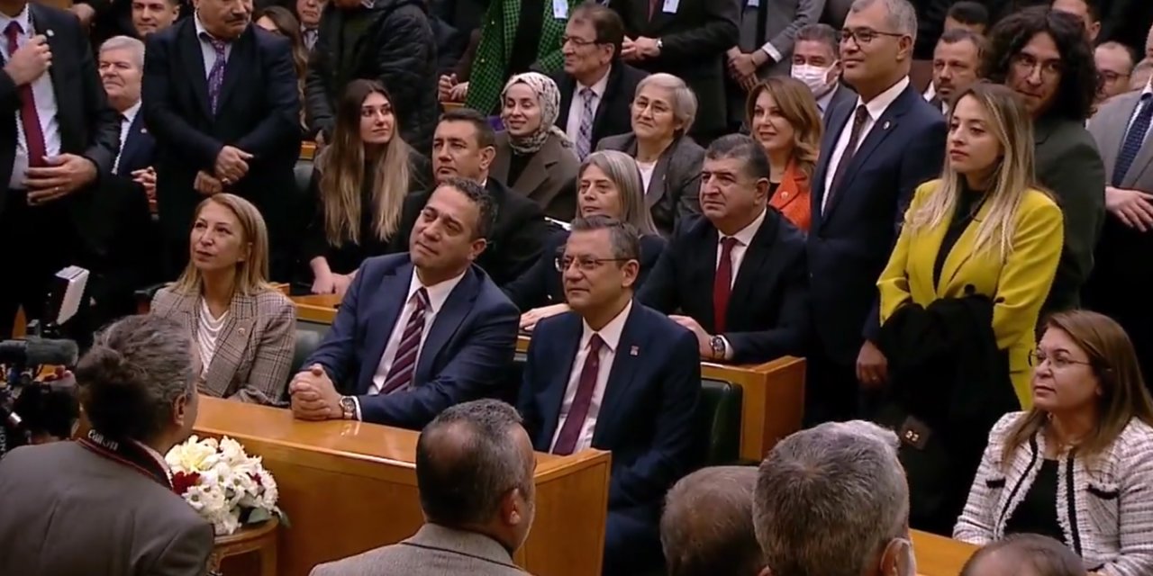 Özgür Özel: Emekli Maaşını 17 Bin Liraya Çıkarana Kadar Bütün Chp’lilerin Eli Yakanızda