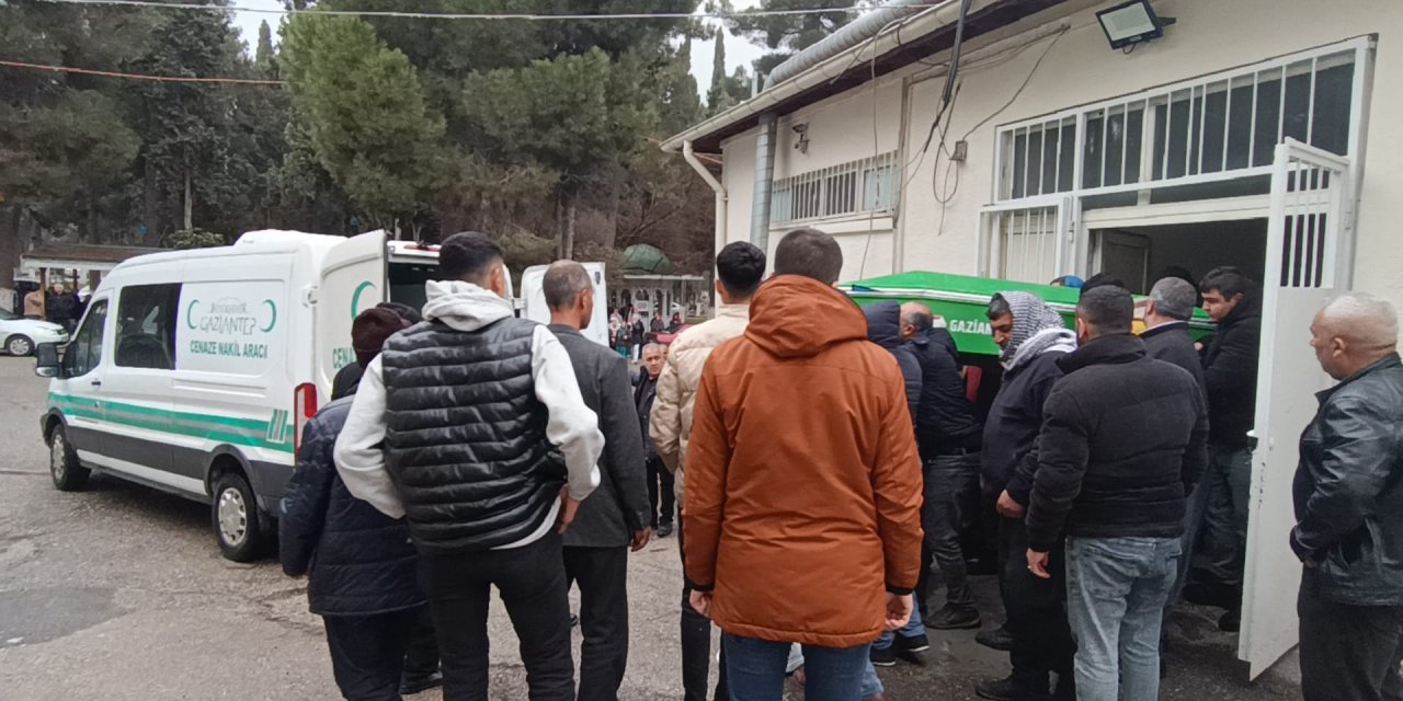 İlk İş Gününde, 7'nci Katta, Yük Asansöründen Düşüp Öldü (2)- Yeniden