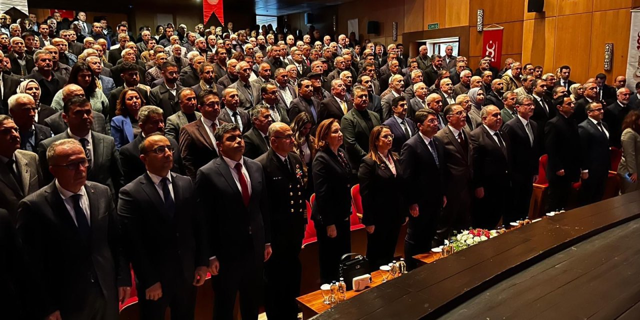 Bakan Tunç, Bartın Belediye Başkanı Fırıncıoğlu'nun Eşinin Cenazesine Katıldı (2)