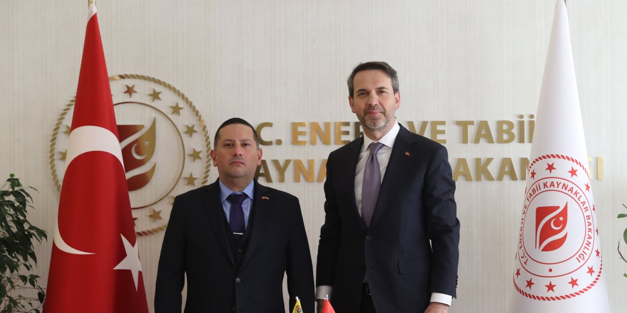 Bakan Bayraktar, Venezuela Büyükelçisi Gutierrez'i Kabul Etti