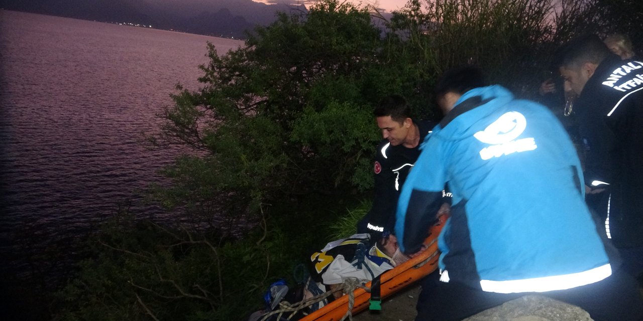 30 Metrelik Falezlerden Düşüp Yaralandı