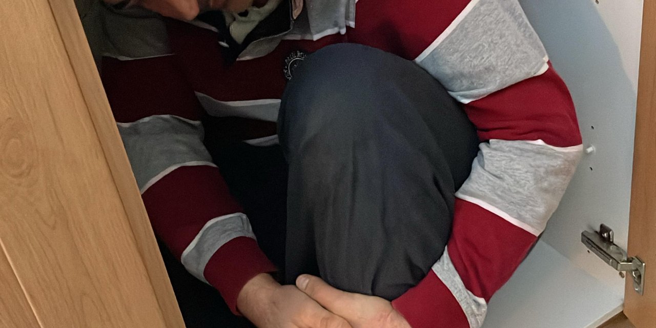 Bursa'da, Firari Fetö'cü Mutfak Dolabında Saklanırken Yakalandı