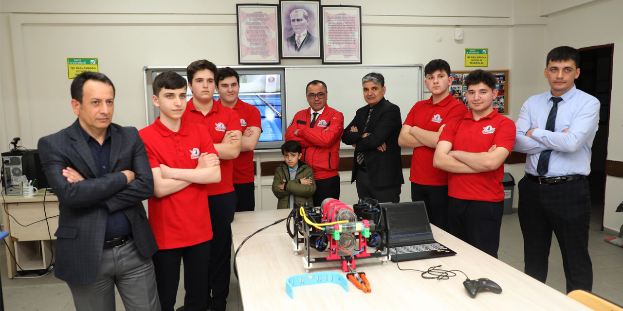 Rize'de meslek lisesi öğrencileri, su altı sistemleri araçlarıyla TEKNOFEST'te yarışacak