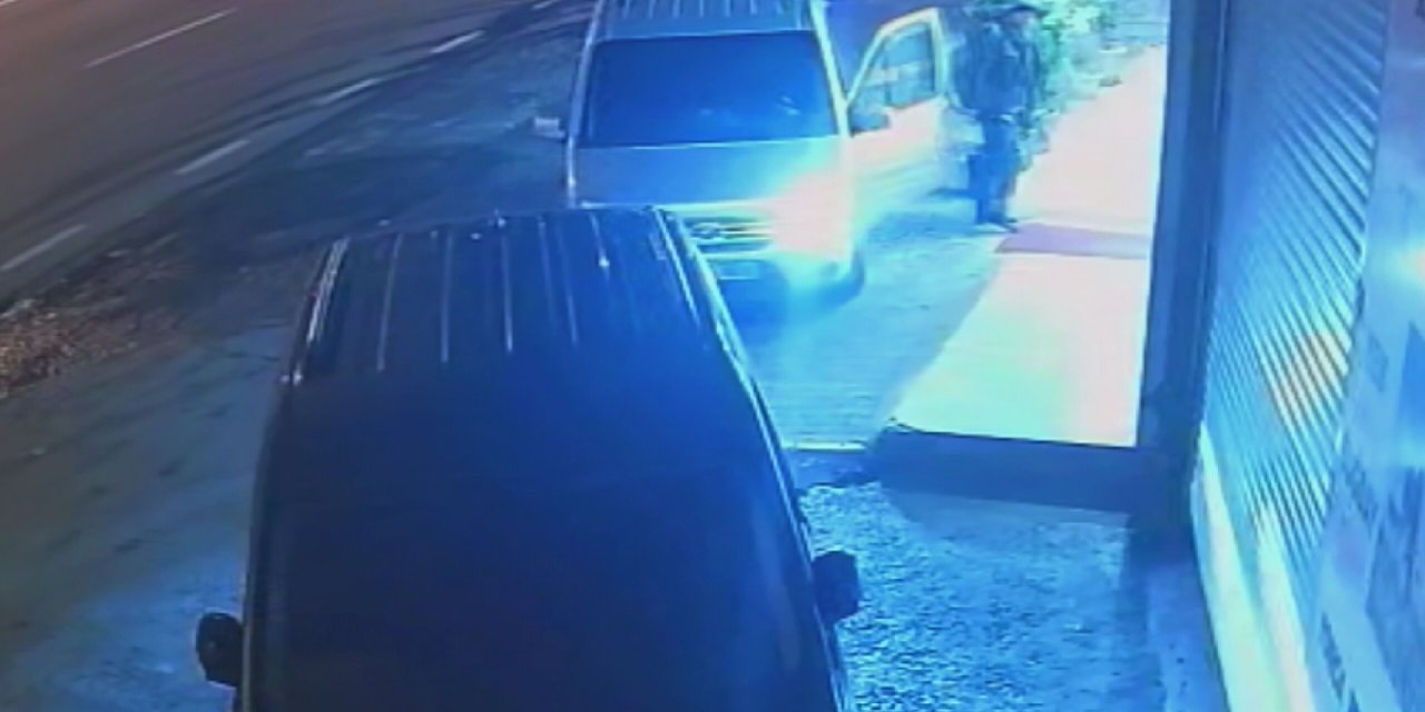 Başakşehir'de Hırsıza Davetiye Çıkardı; Aracı Çalındı