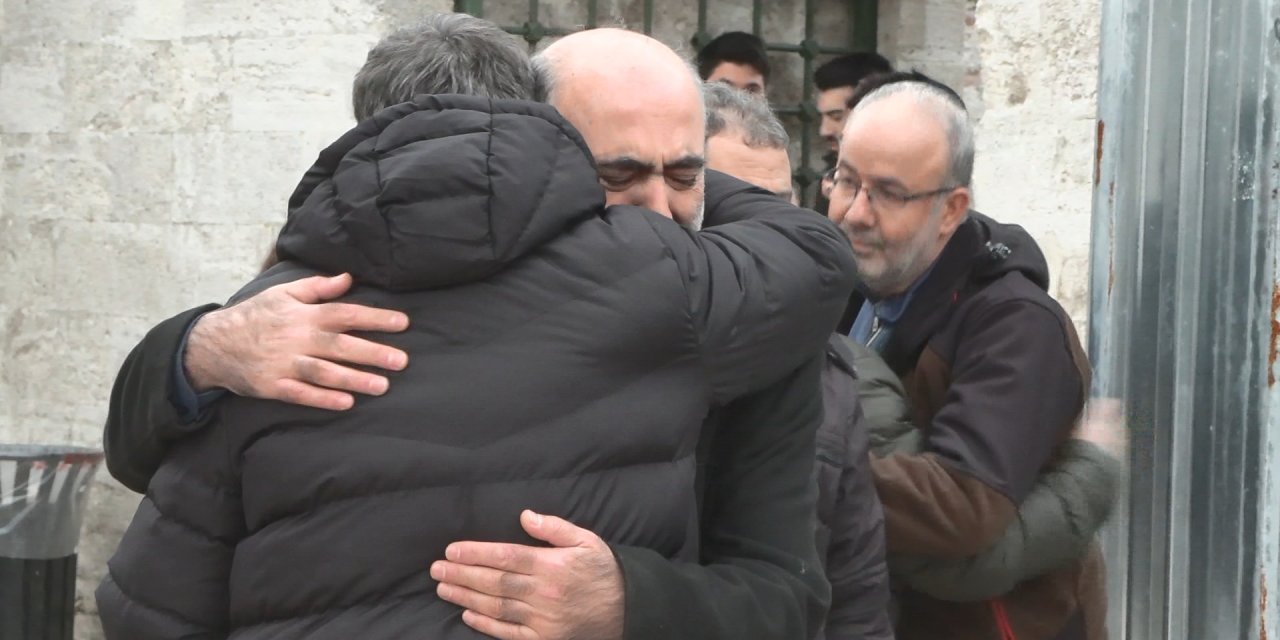 Antalya'da Denizde Cesedi Bulunan Merve Son Yolculuğuna Uğurlanıyor- 2