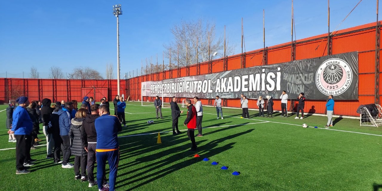 Futbol Gelişim Projesi 4 Ayda 500 Bine Yakın Öğrenciye Ulaştı