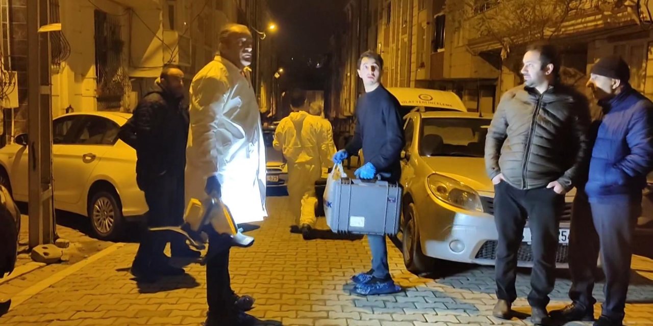 Esenyurt'ta Eski Eşini Bıçaklayan Koca Yaşamına Son Verdi