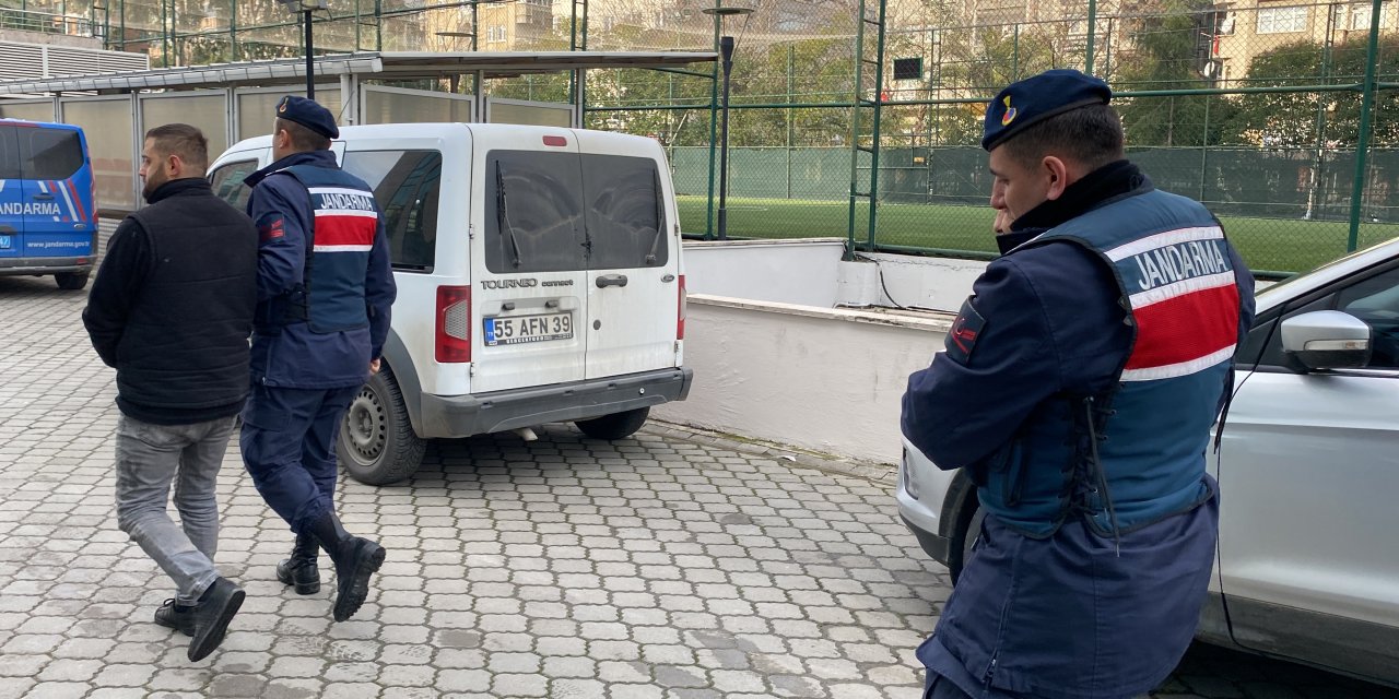 Samsun'da 2 Kuzene 'uyuşturucu Ticareti'nden Gözaltı