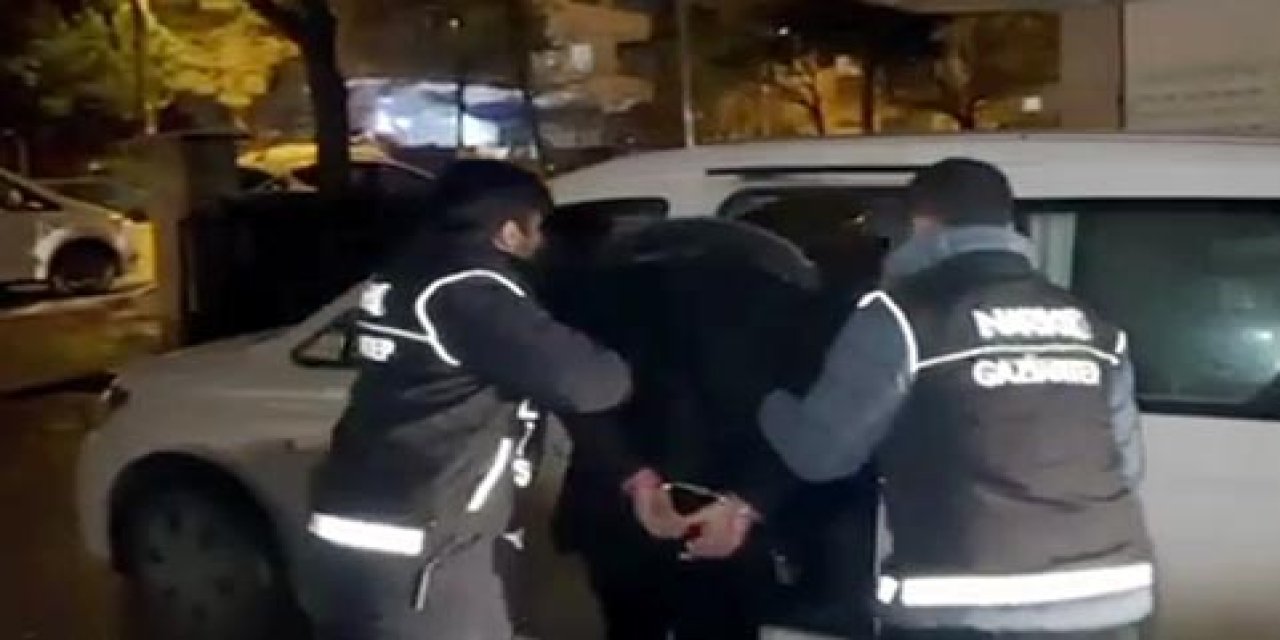 Mit Ve Polisten Ortak Operasyon: 193 Bin Uyuşturucu Hap Ele Geçirildi