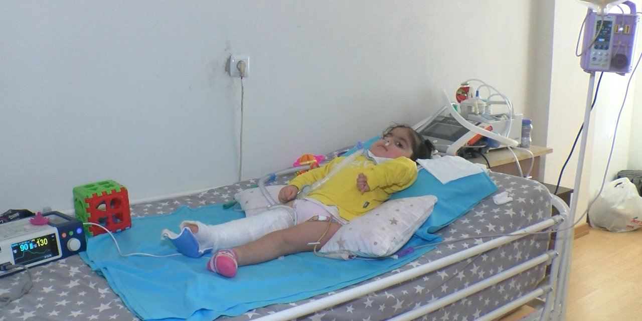 12,5 Kilo Ağırlığındaki Sma'lı Havvanur'un 1 Kilo Daha Almaması Gerekiyor