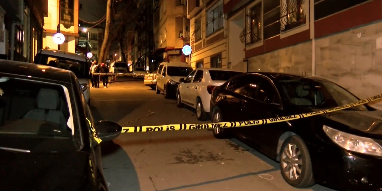 Bayrampaşa'da Karısı İle Trafikte Tartışan Sürücüyü Tetikçi Tutup Vurdurdu