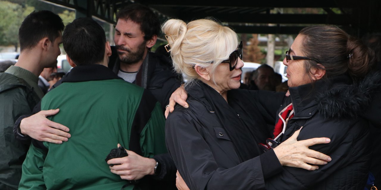 Abd'de Motosiklet Kazasında Ölen Uzay Mühendisi, Memleketi Adana'da Toprağa Verildi