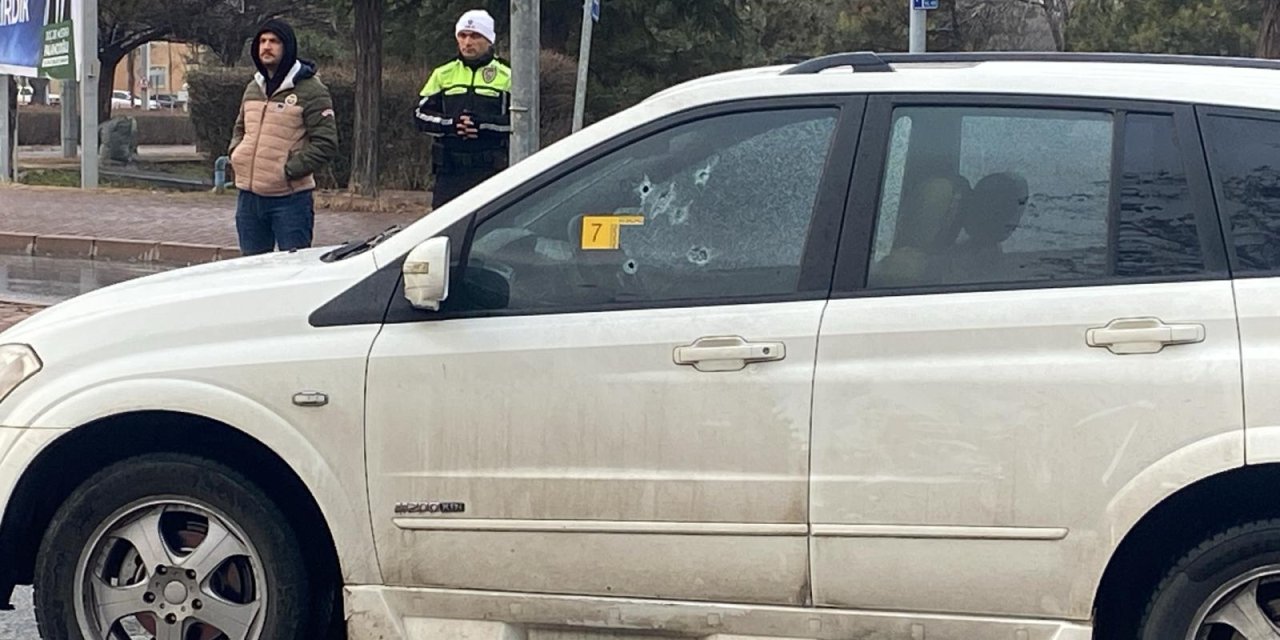 Cip İle Seyir Halindeyken Silahlı Saldırıda Yaralandı