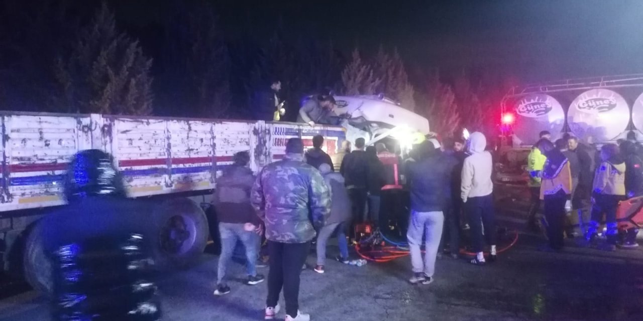 Mersin’de Zincirleme Kaza: 2 Yaralı