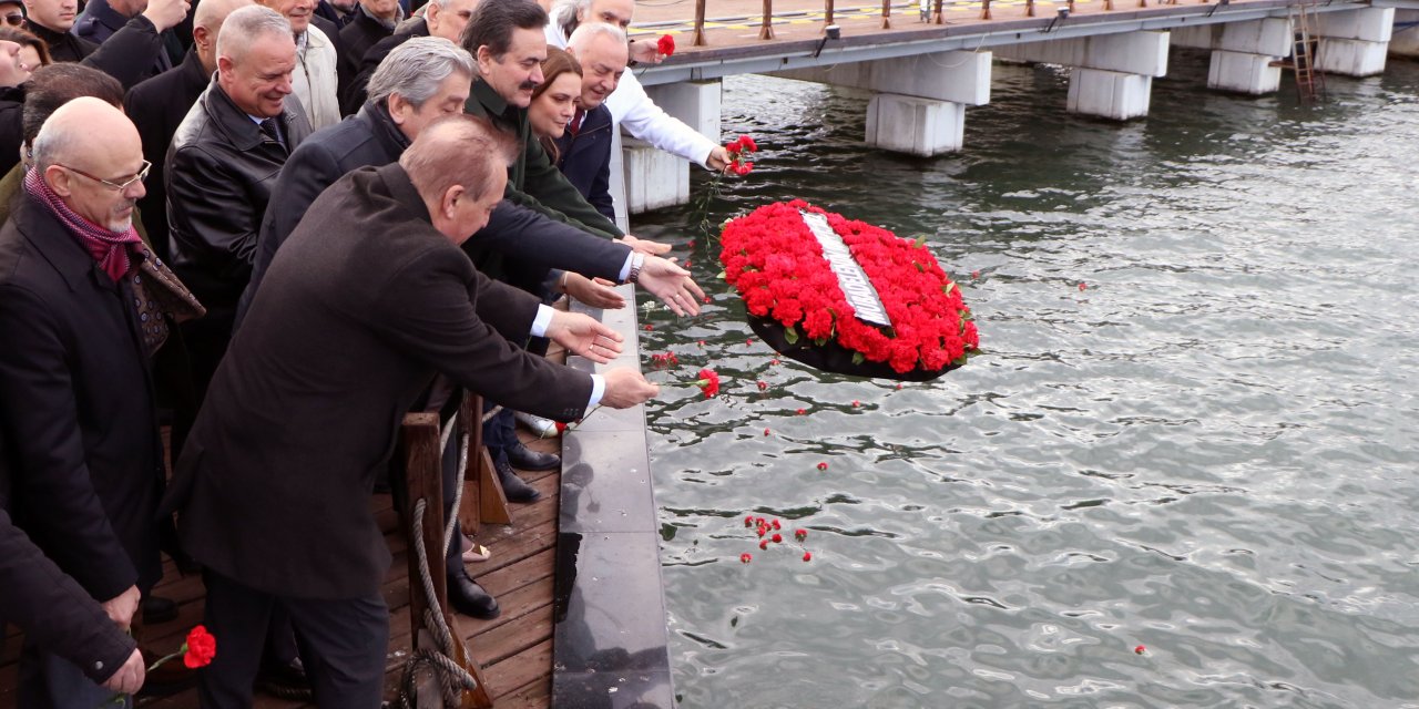 Samsun’da Mübadelenin Yıl Dönümünde Denize Çelenk Bırakıldı