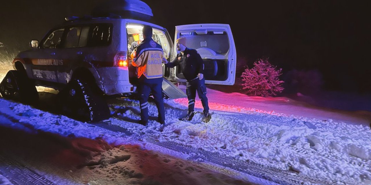 Gerede İlçesinde Tansiyon Hastası Paletli Ambulansla Hastaneye Yetiştirdi