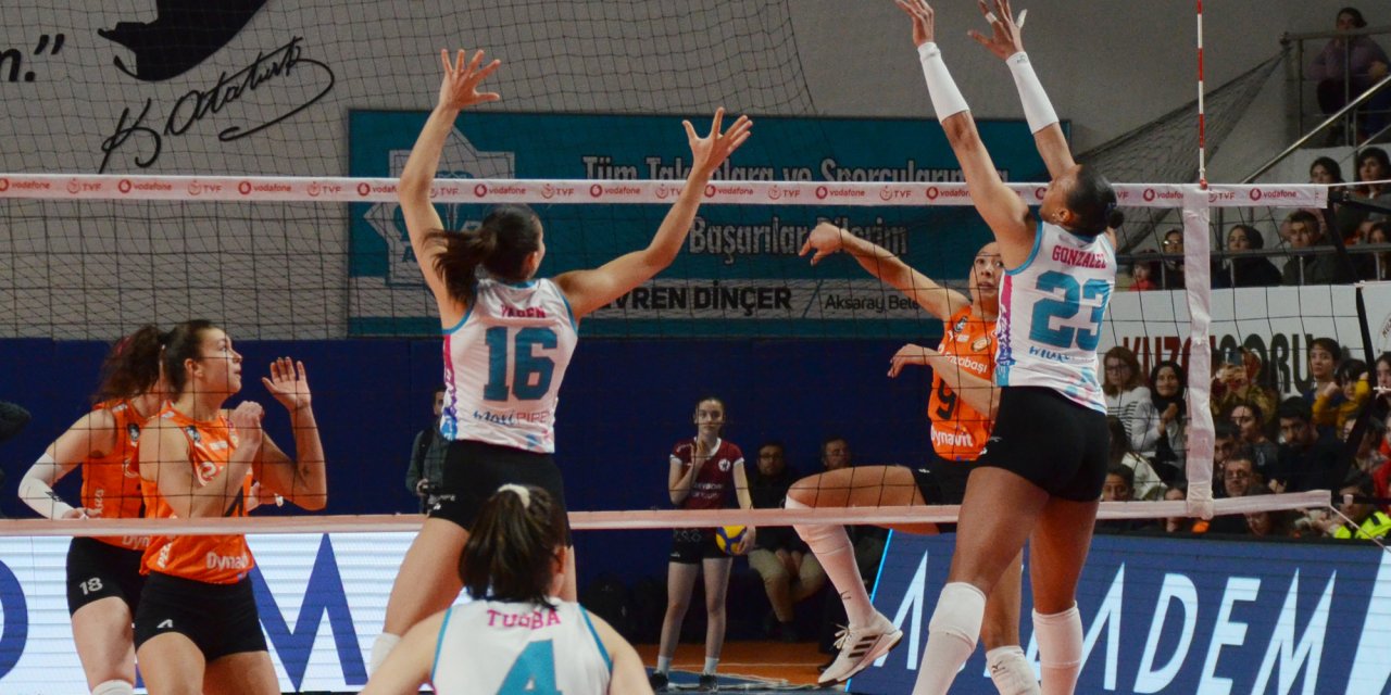 Kuzeyboru - Eczacıbaşı Dynavit: 0 - 3