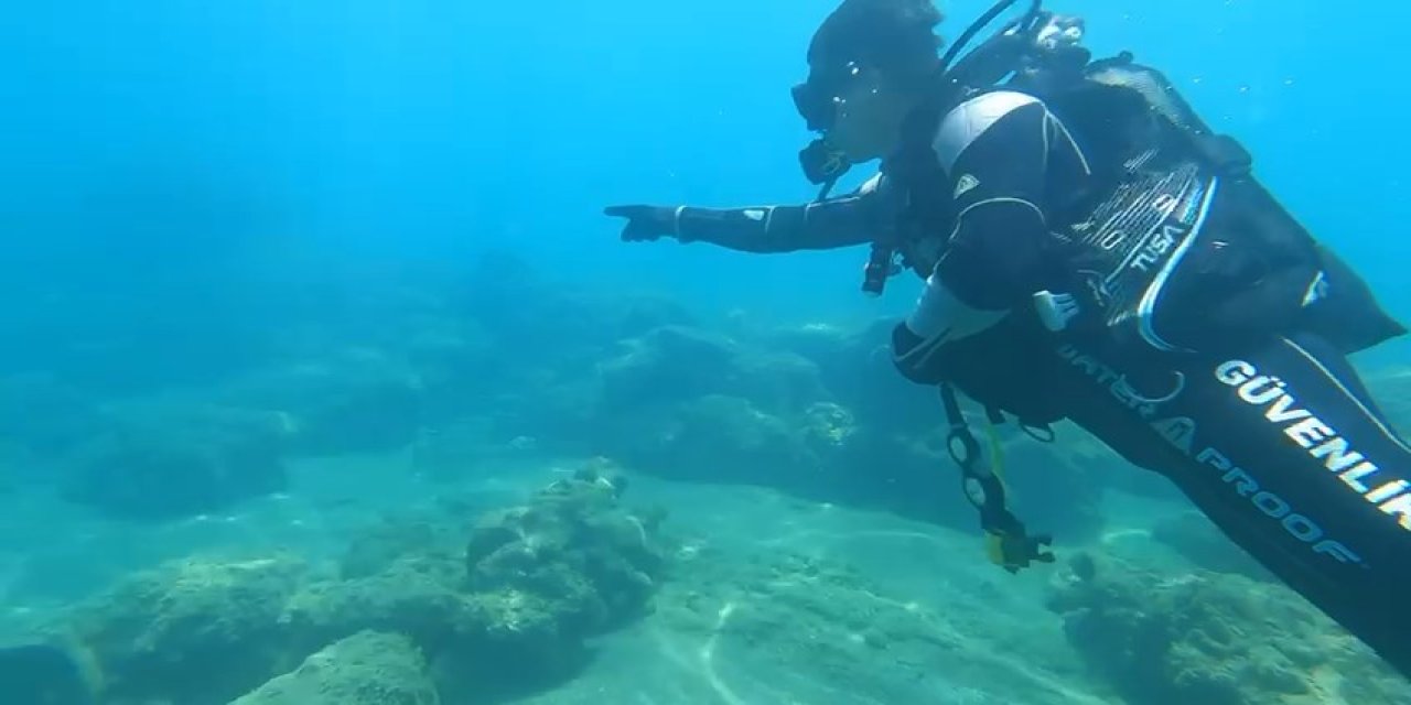 Hatay'da Su Altında 140 Kafes Ele Geçirildi; Balıklar Serbest Bırakıldı