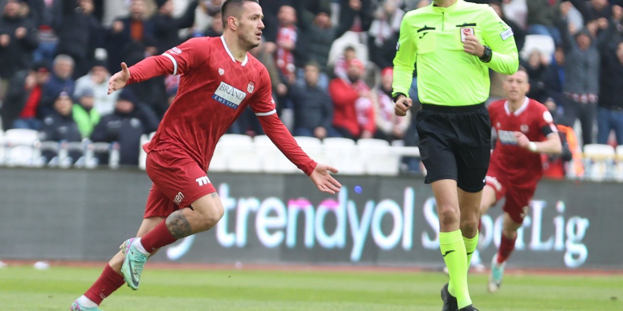 Sivasspor - Beşiktaş: 1-0
