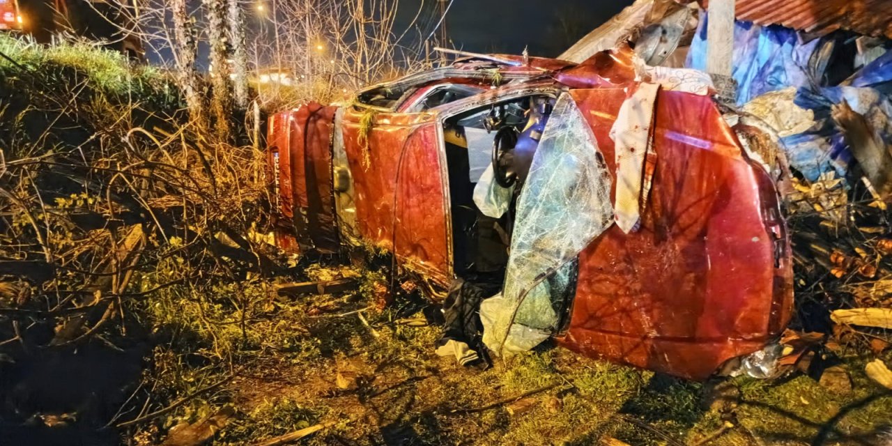 Otomobil Evin Bahçesine Düştü; Amatör Futbolcu Burak Yaşamını Yitirdi