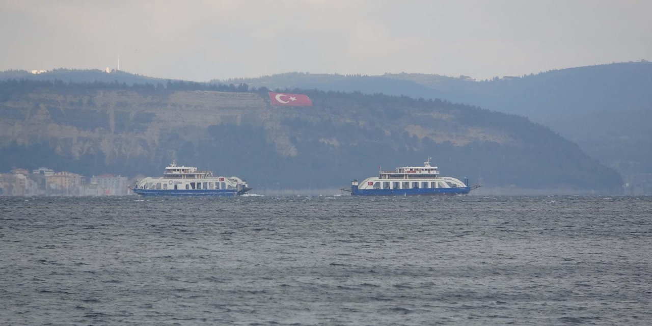 Bozcaada Ve Gökçeada'ya Yarınki Feribot Seferleri İptal