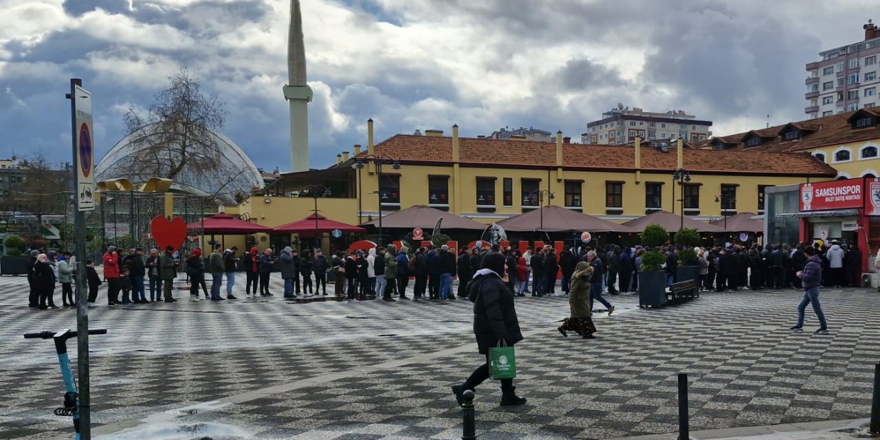 Samsunspor - Galatasaray Maçı Biletlerine Yoğun İlgi