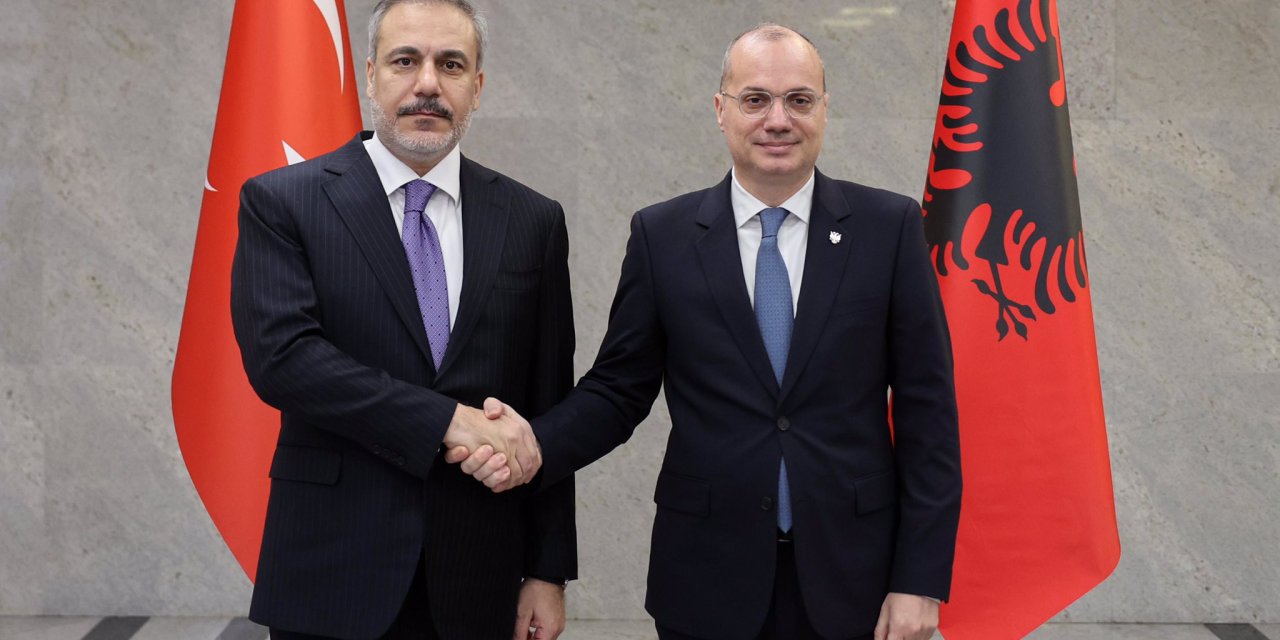 Bakan Fidan, Arnavutluk Dışişleri Bakanı Hasani İle Görüştü