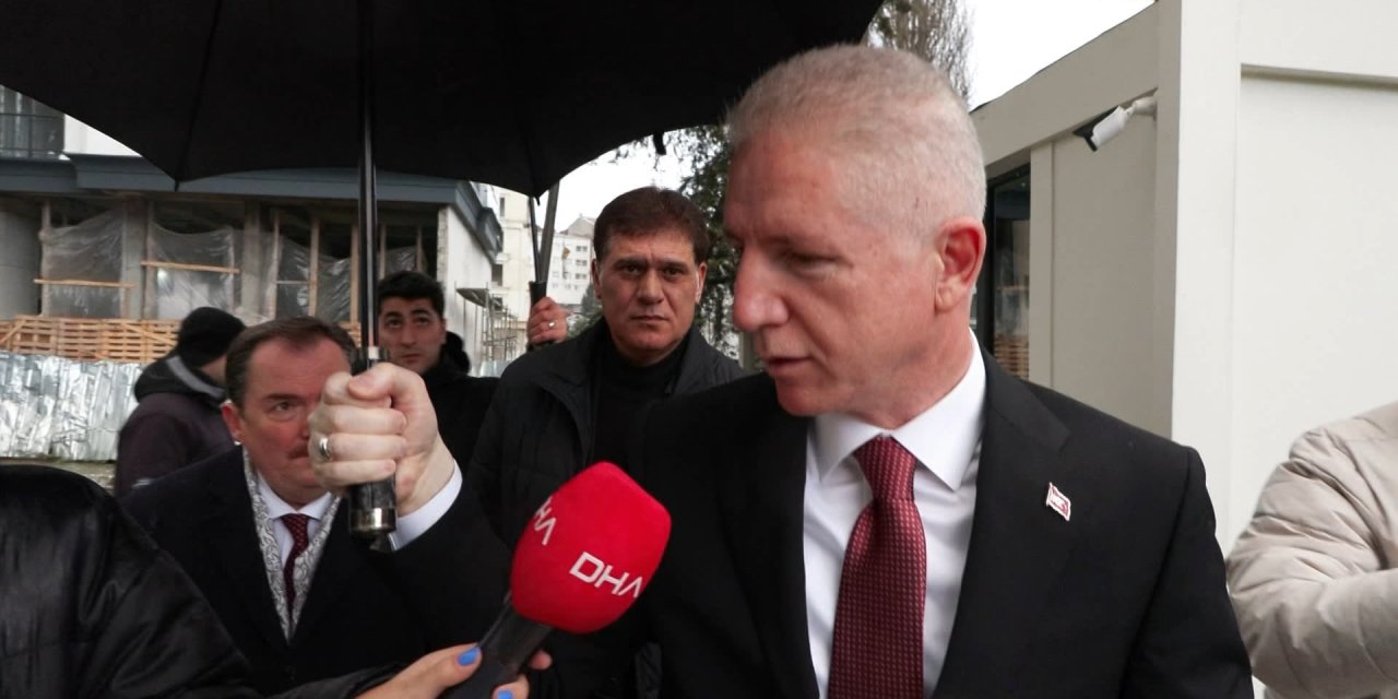 Vali Gül Kilise Saldırısında Hayatını Kaybeden Tuncer Cihan'ın Ailesini Ziyaret Etti