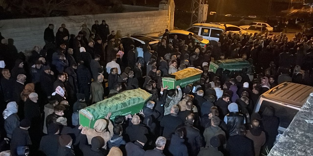 Eşini Ve 2 Kayınbiraderini Öldürüp, Kızı İle Baldızını Ağır Yaralayarak İntihar Etti (3)