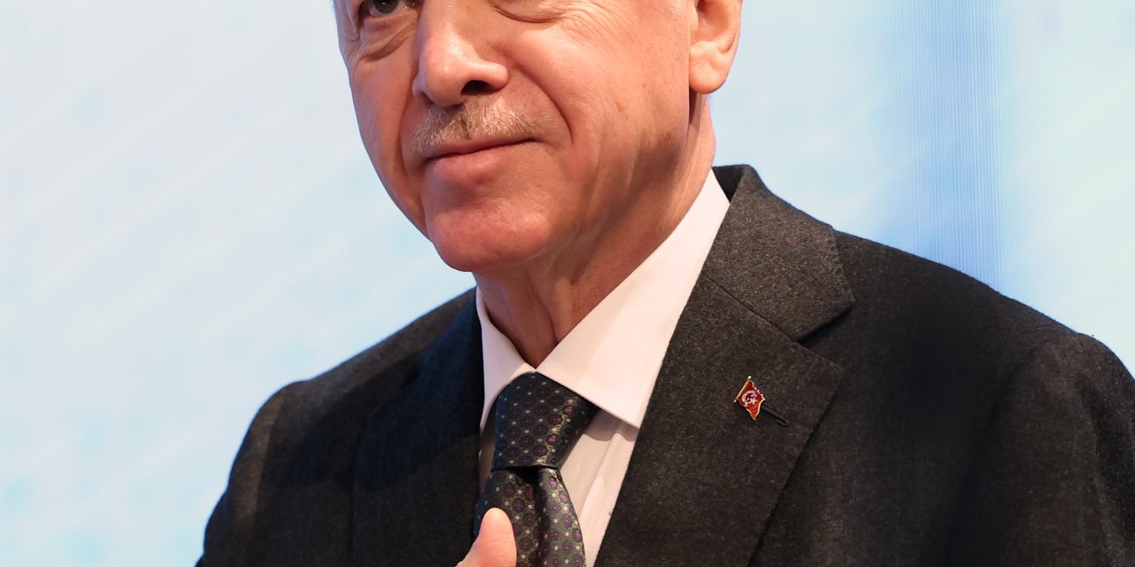 Cumhurbaşkanı Erdoğan: Alper Gezeravcı'nın Yaptığı İşe 'Turistik Gezi' Demeleri Ayıptır