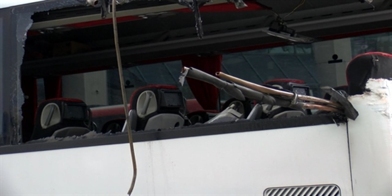 15 Temmuz Demokrasi Otogarında İki Otobüs Çarpıştı