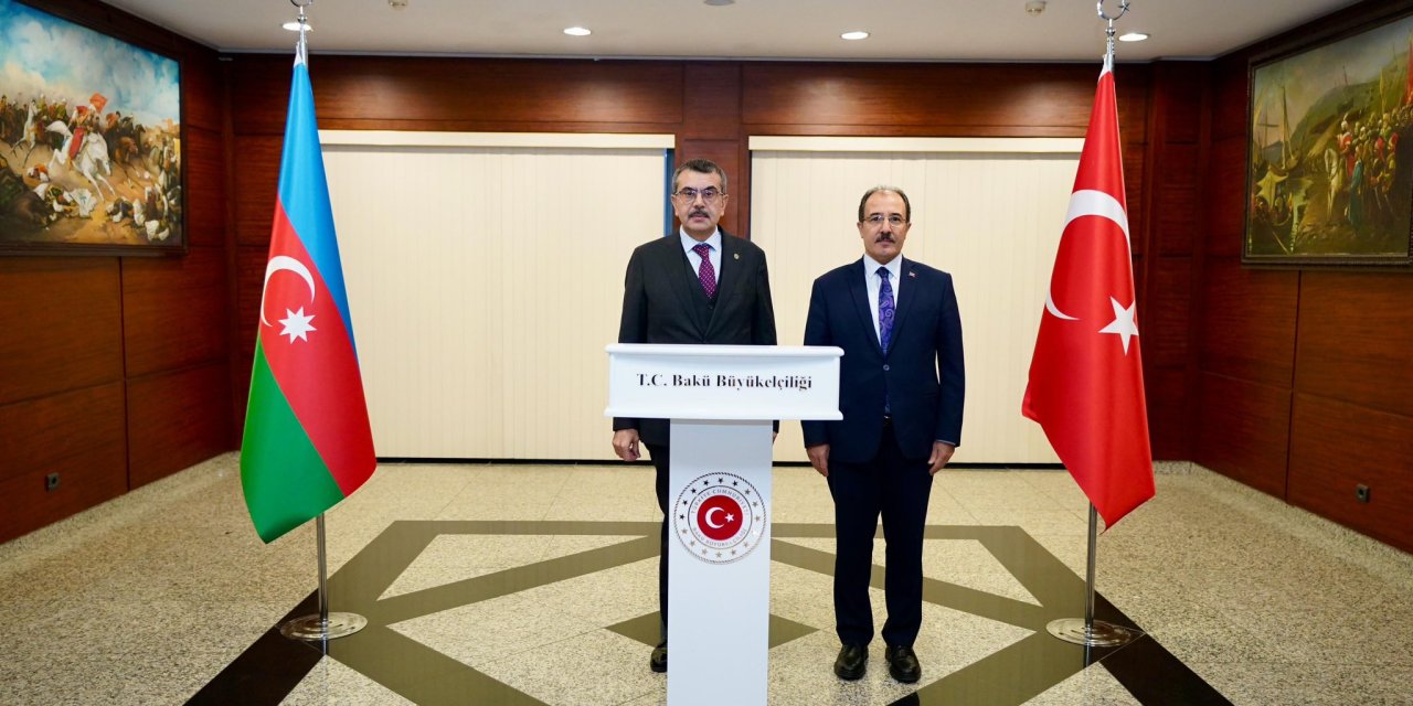 Bakan Tekin, Türkiye'nin Azerbaycan Büyükelçisi Bağcı İle Görüştü