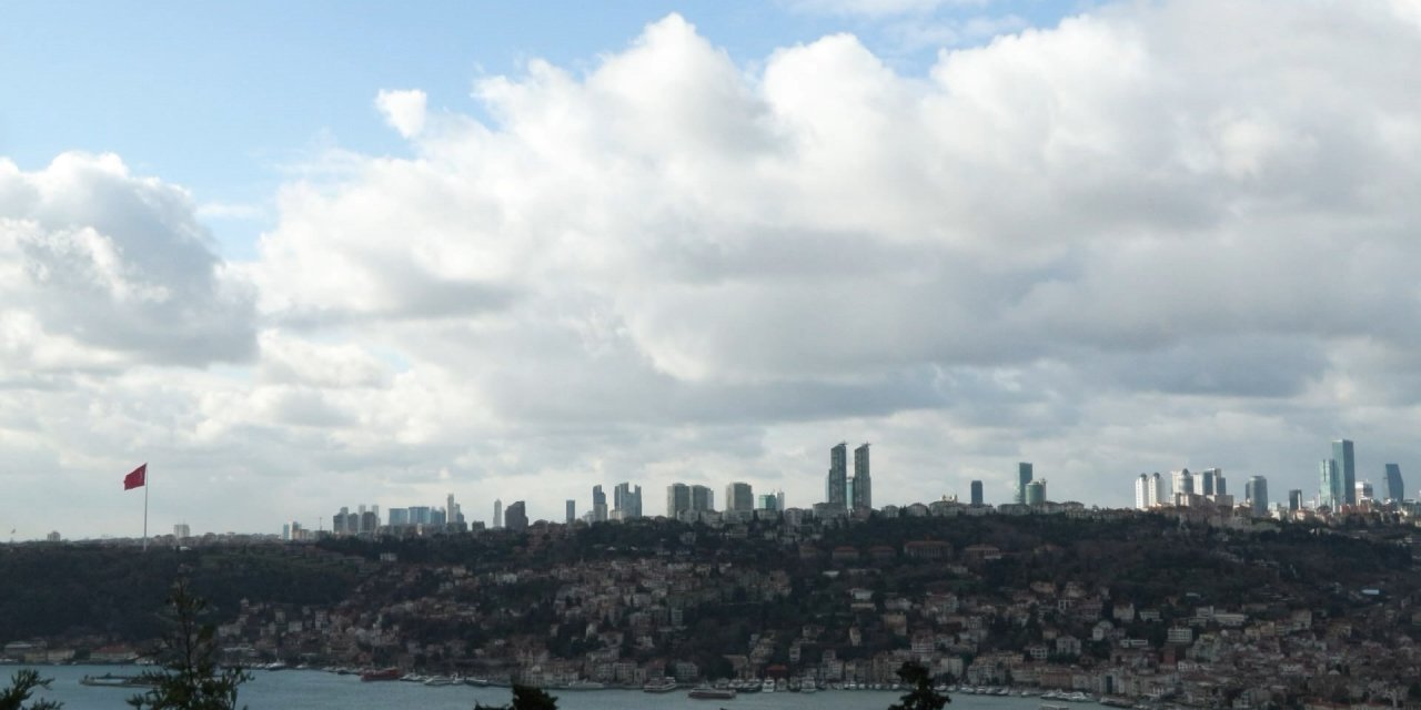 İstanbul'a Kar Giremiyor