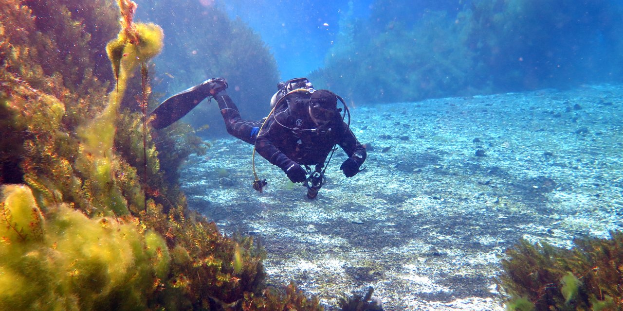 'doğal Akvaryum’ Gökpınar Gölü'ne Eksi 7 Derecede İrtifa Dalışı