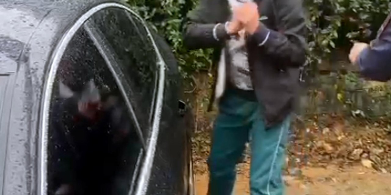 Tem'de Araçlardan Hırsızlık Yapan 2 Şüphelinin 93 Suç Kaydı Çıktı