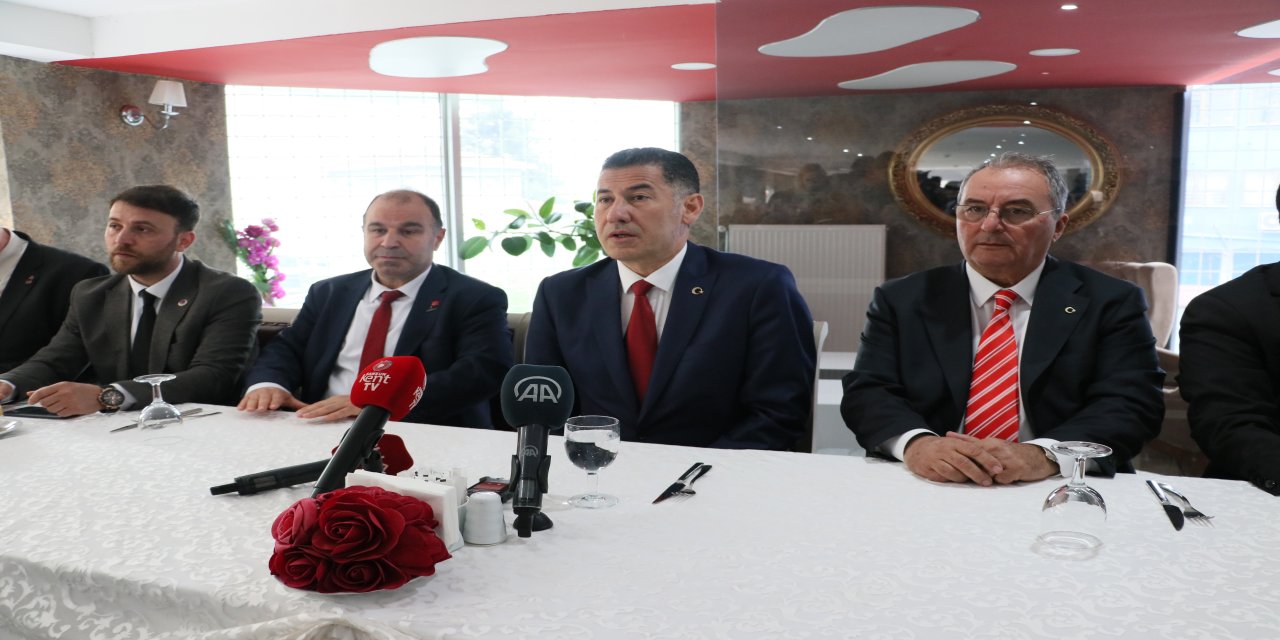 Ata İttifakı cumhurbaşkanı adayı Oğan, Samsun'da konuştu