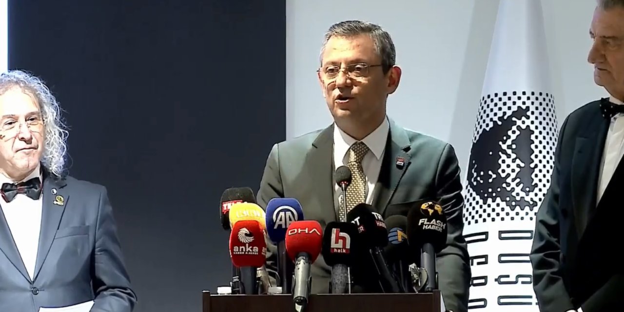Özgür Özel: 'Kek Tarifi' Okutsalar Anayasa'ya Daha Uygun Olurdu