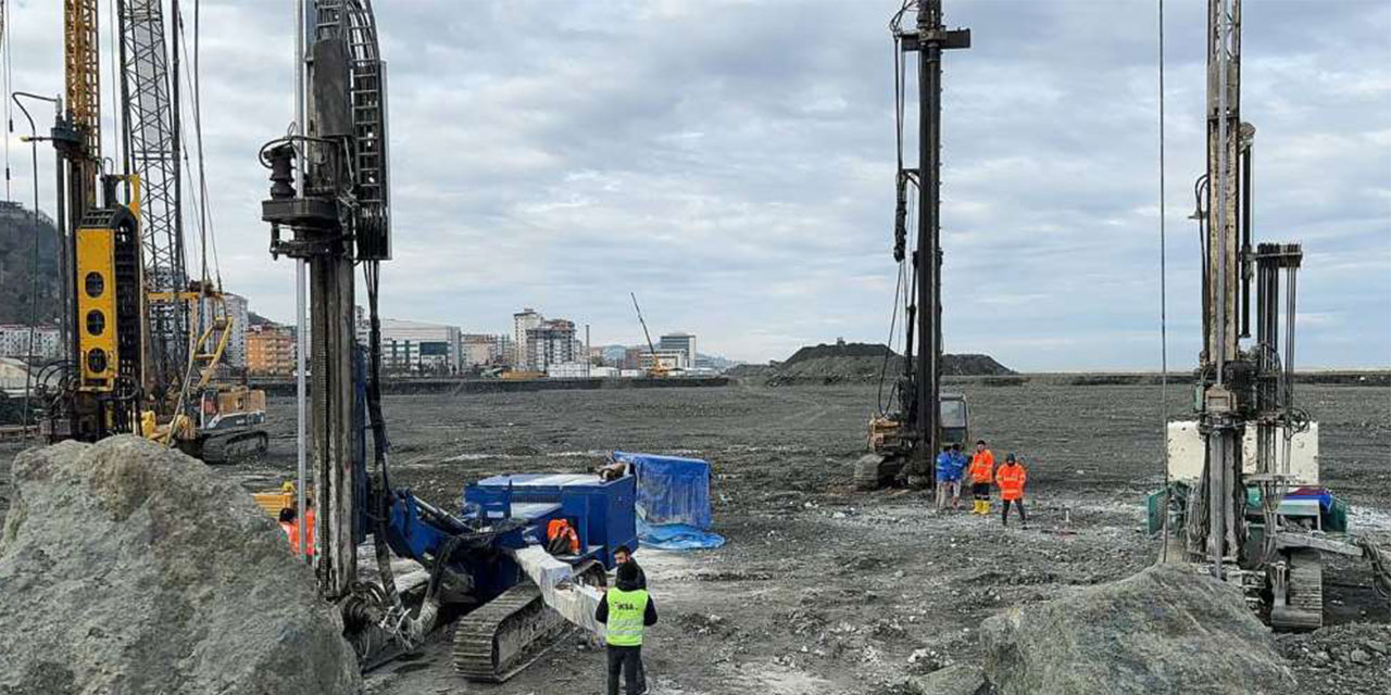 Rize'de Şehir Hastanesinin Üst Yapı Çalışmaları Başladı