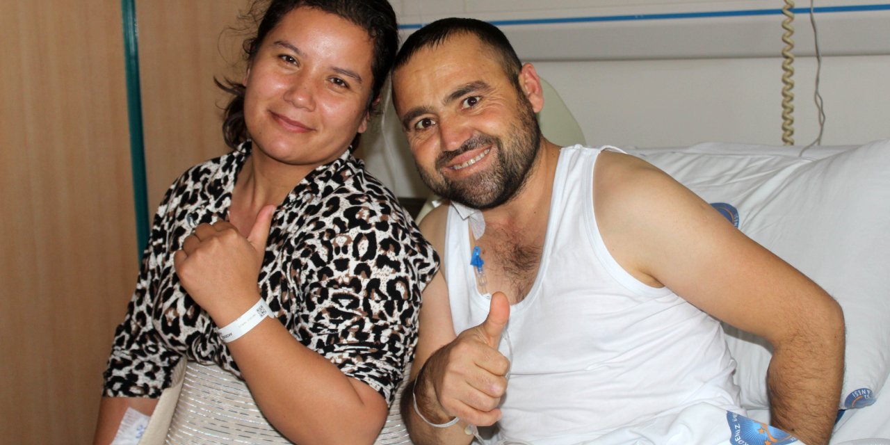 Önce Babası, Şimdi De Eşinin Verdiği Böbrekle Yaşama Tutundu