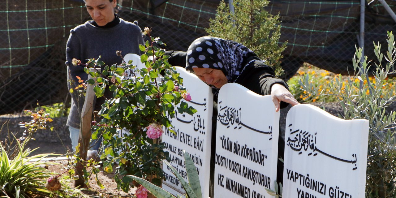 Depremde İkiz Torunlarını Kaybeden Anneanne: Torunlarımın Hayali Doktor Olmaktı
