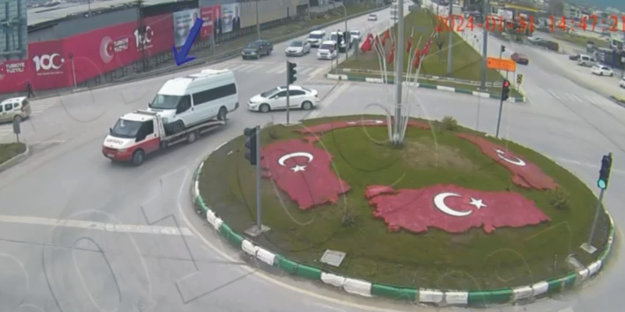 Çaldığı Minibüs Arızalanınca, Götürdüğü Tamircide Yakalandı