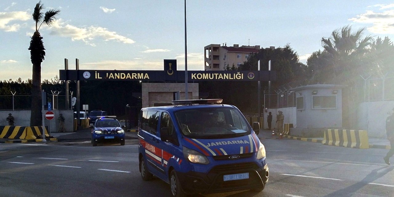 İzmir Merkezli Terör Operasyonunda 7 Tutuklama