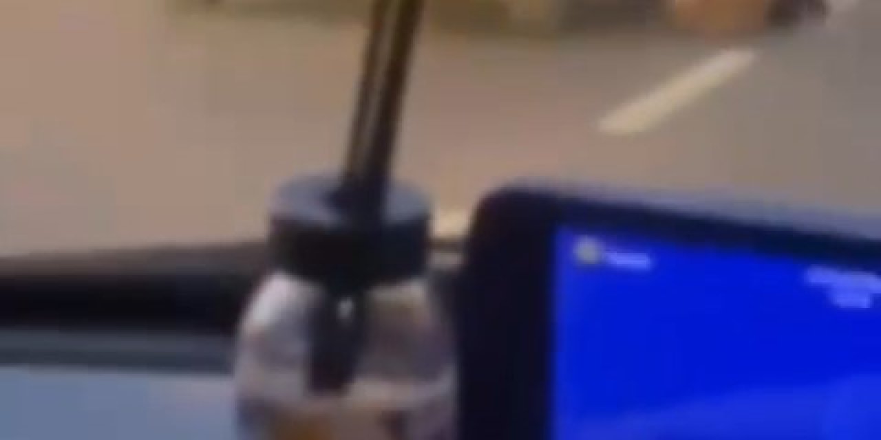 Çekmeköy'de Seyir Halindeki Otomobilden Düşen Kadını Zorla Araca Bindirdi