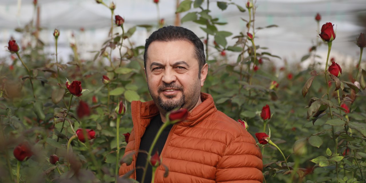 Serada 20 Lira Olan Kırmızı Gül, Çiçekçide 5 Katına Satılıyor